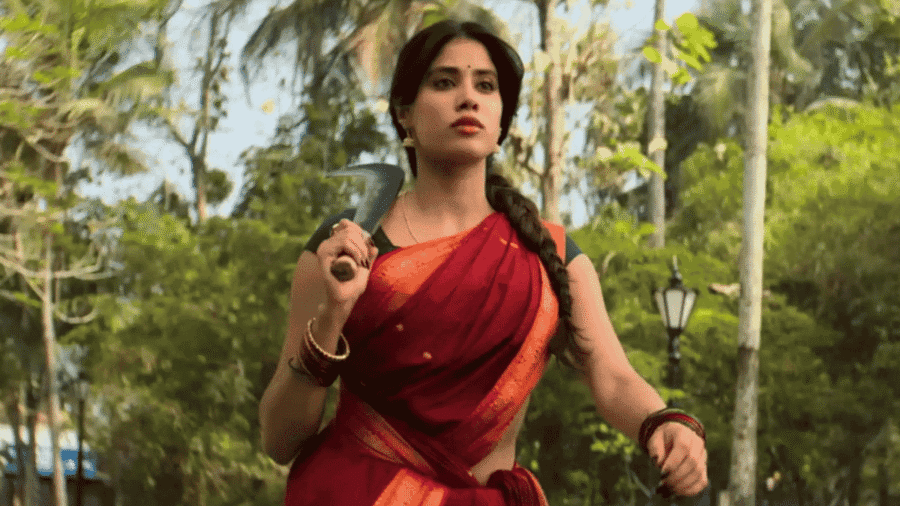 janhvi kapoor from param sundari