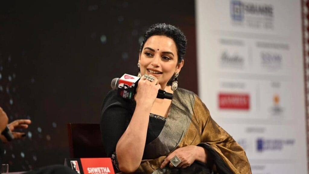Shwetha Menon at an event
